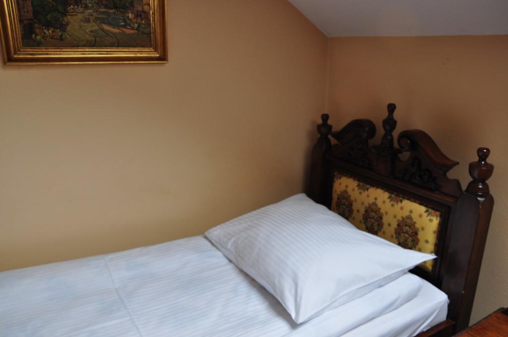Ostoya Inn & Granary Jasionka Bilik gambar