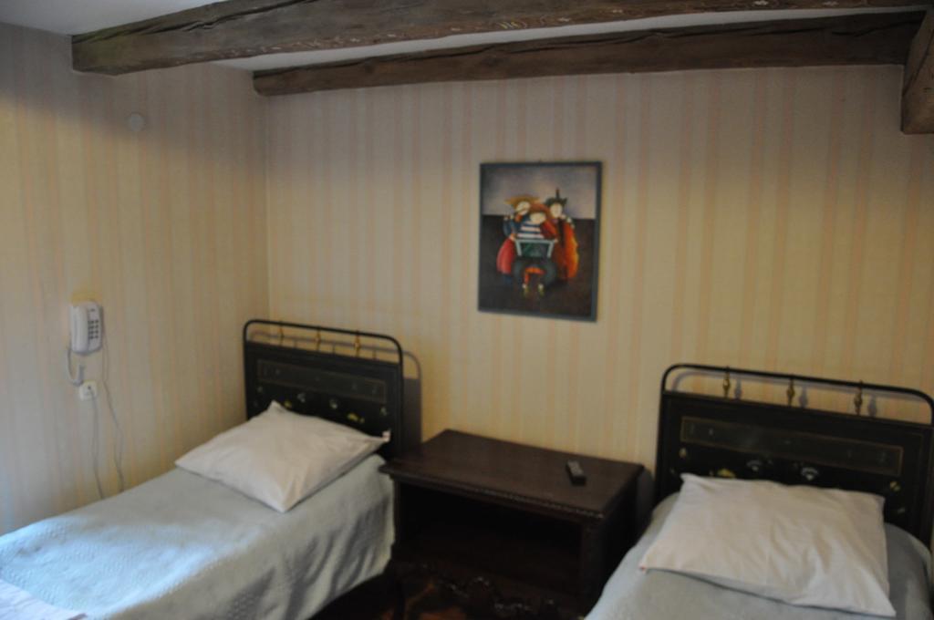 Ostoya Inn & Granary Jasionka Bilik gambar