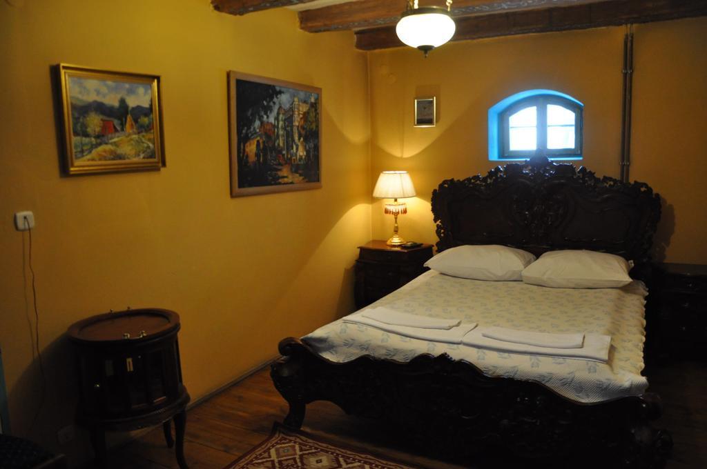 Ostoya Inn & Granary Jasionka Bilik gambar