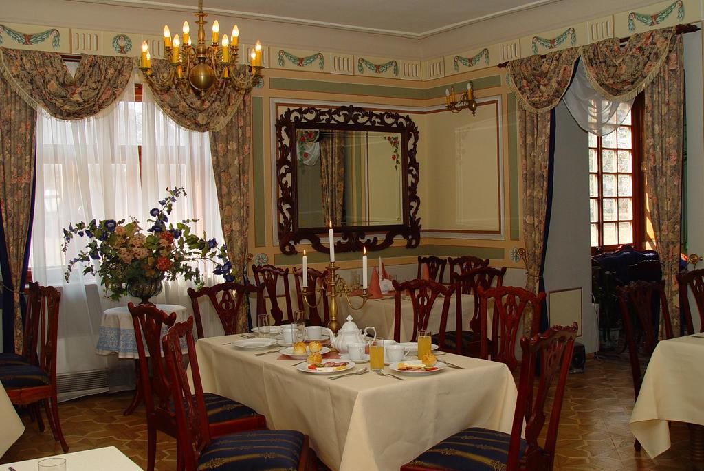 Ostoya Inn & Granary Jasionka Luaran gambar
